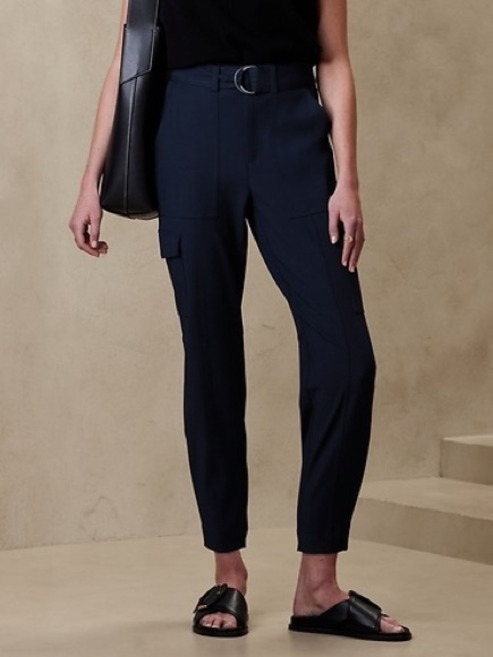 Banana Republic Slim Refined Stretch Cargo Pants Hyper Navy Blue Size 12 Long